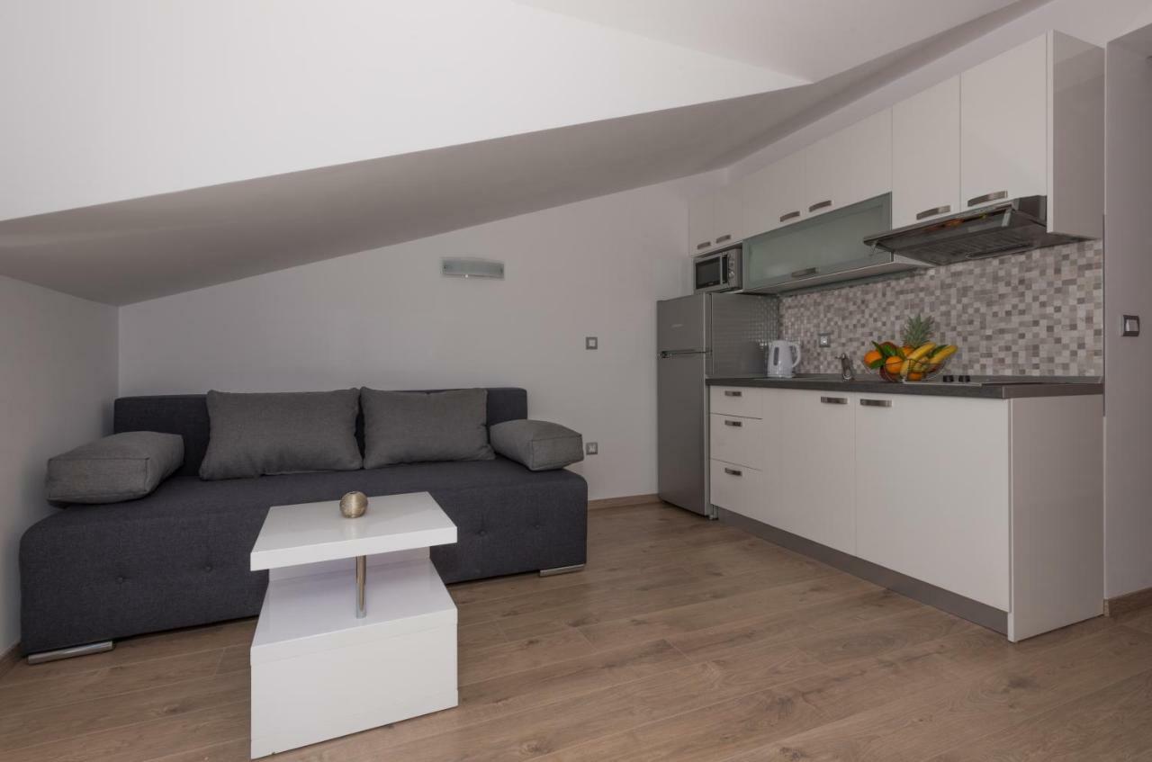 Apartmani Vujcic Μακάρσκα Εξωτερικό φωτογραφία