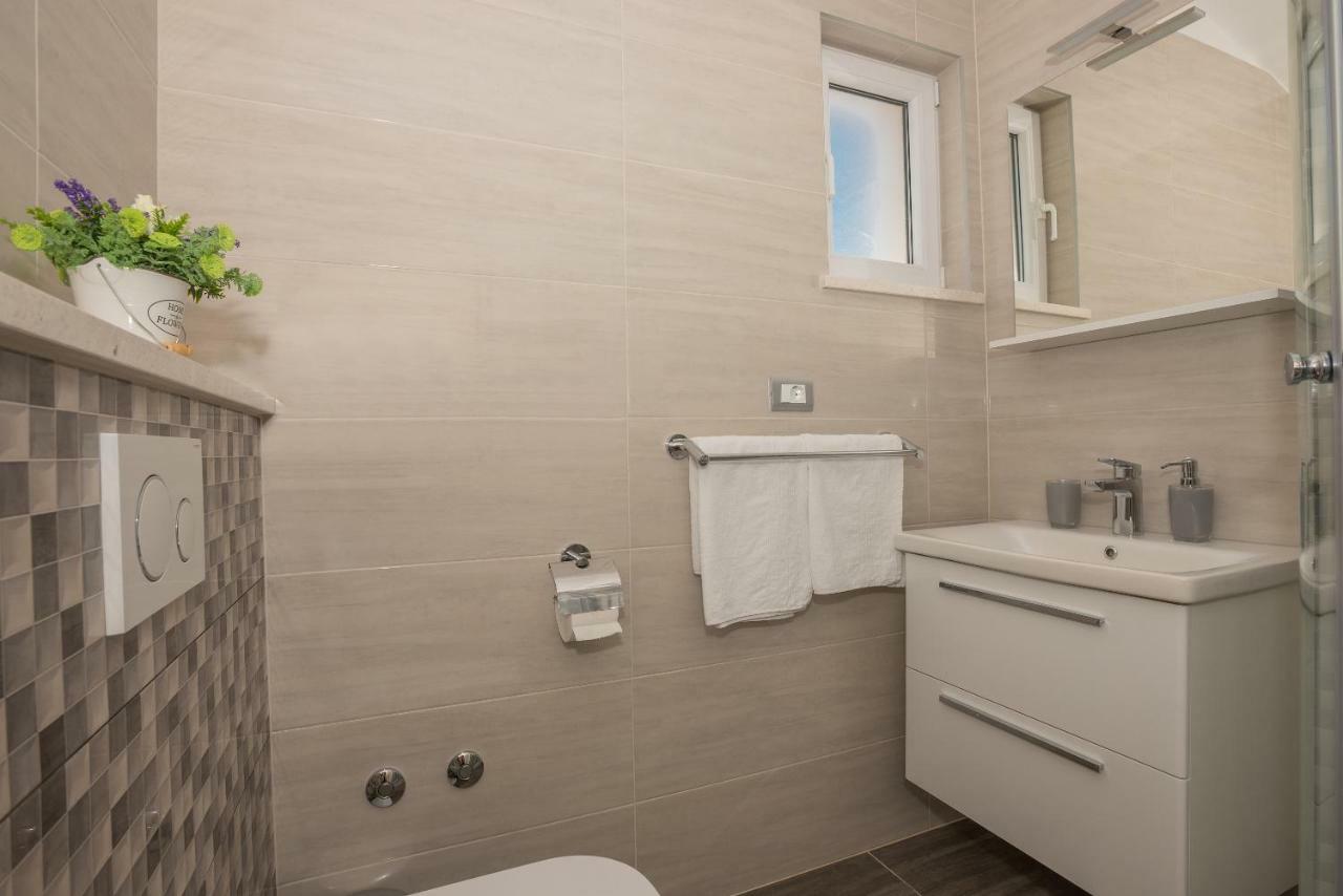 Apartmani Vujcic Μακάρσκα Εξωτερικό φωτογραφία