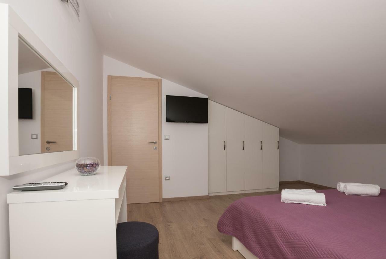 Apartmani Vujcic Μακάρσκα Εξωτερικό φωτογραφία